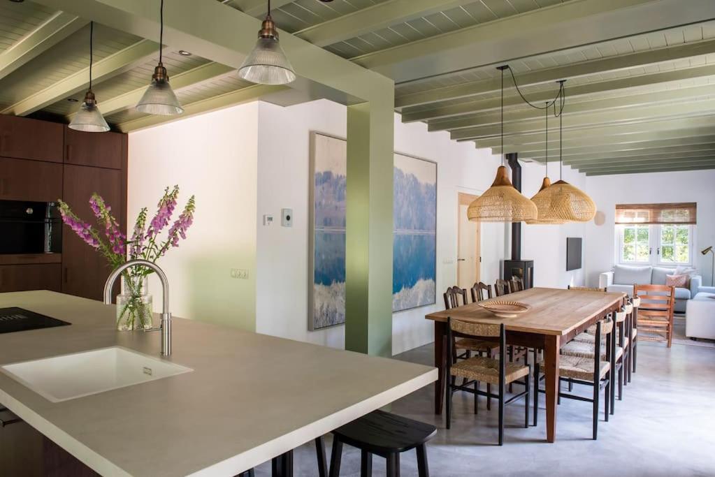 Fantastisch Familiehuis Met Grote Tuin I Bosrijk لونتيرين المظهر الخارجي الصورة